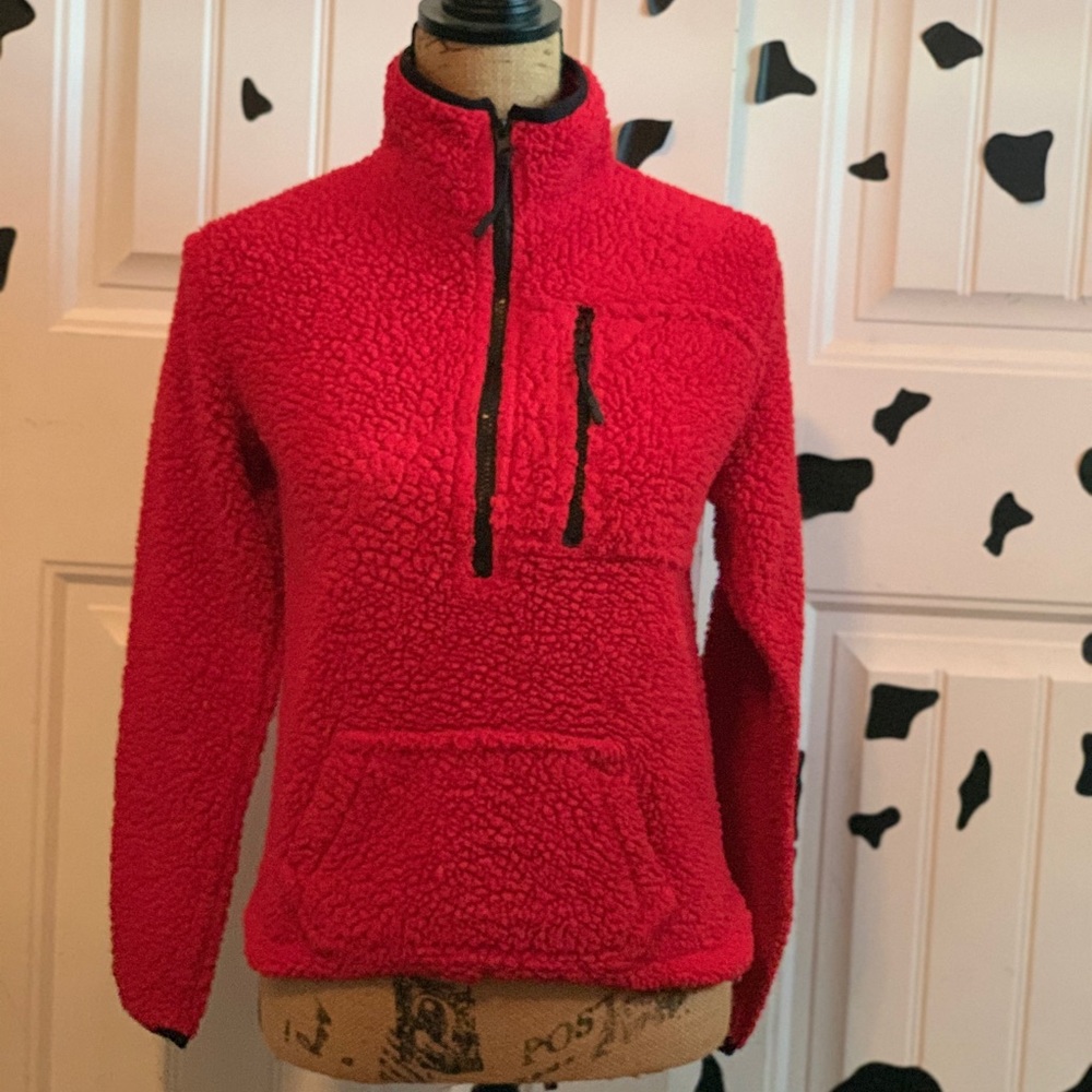fuzzy pull over jacket, half zipper, zip up pocket